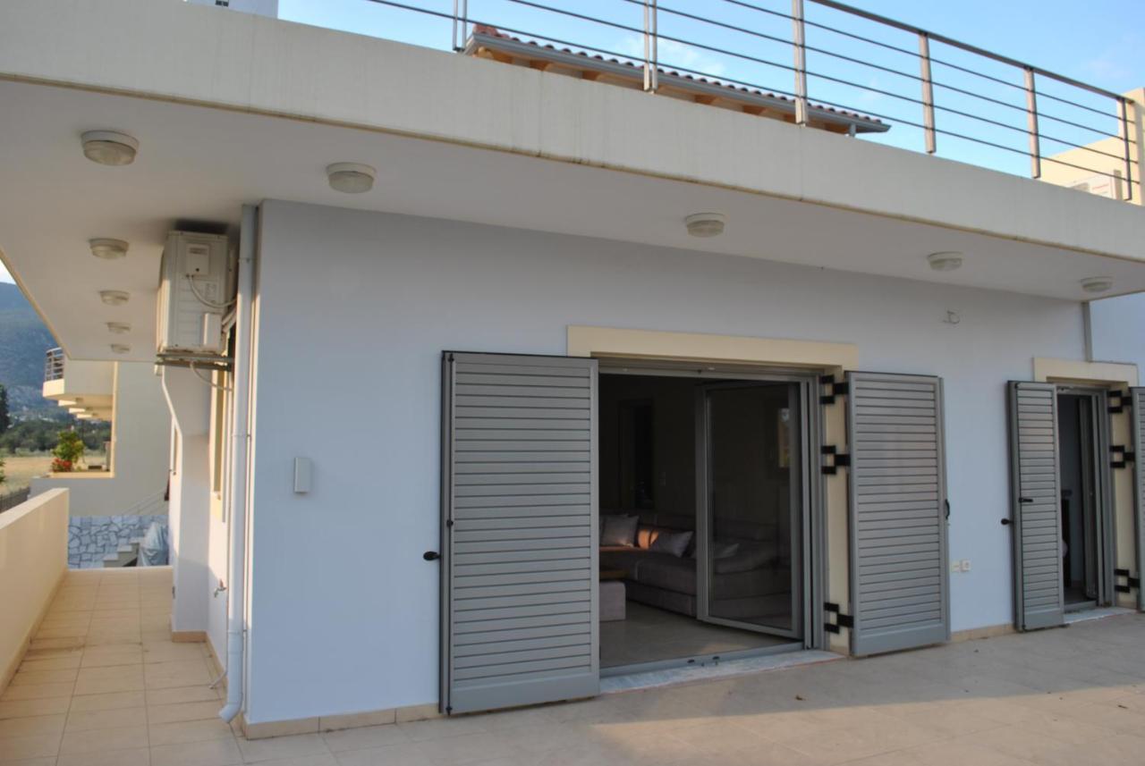 Artemis - Marina Apartments Evia Kültér fotó