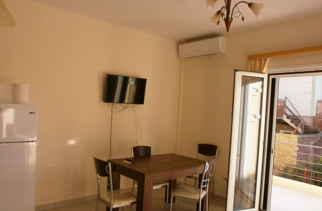 Artemis - Marina Apartments Evia Szoba fotó