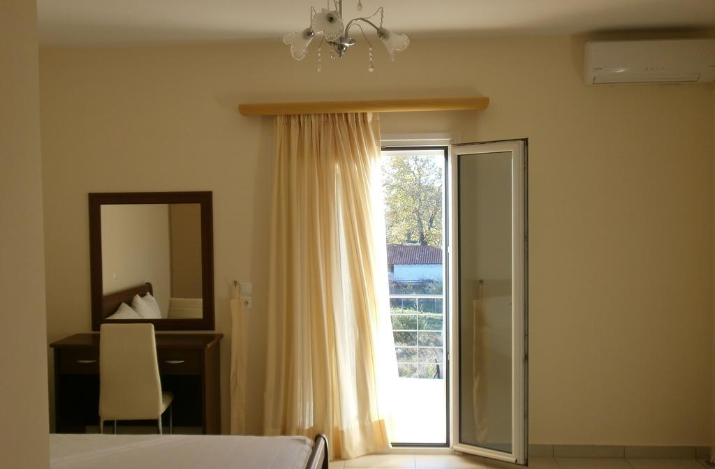 Artemis - Marina Apartments Evia Szoba fotó